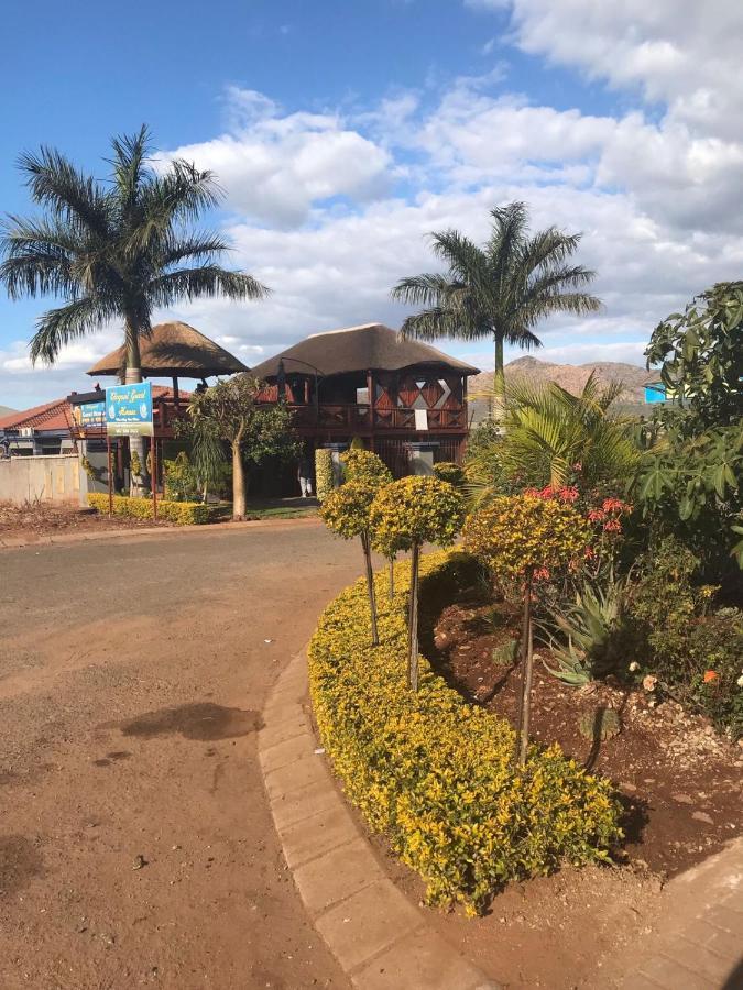 Elegant Guest House Malelane ماليلين المظهر الخارجي الصورة